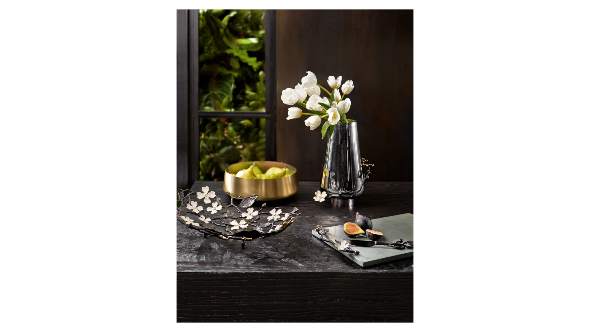 Блюдо для центра стола Michael Aram Цветок Кизила 43,5 см, латунь