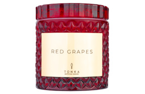 Свеча ароматическая Tonka Red Grapes 220 мл, стекло, стакан красный, тубус