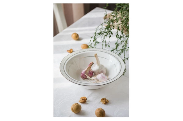 Салатник круглый Noritake Монтвейл Платиновый кант 24,5 см, фарфор костяной