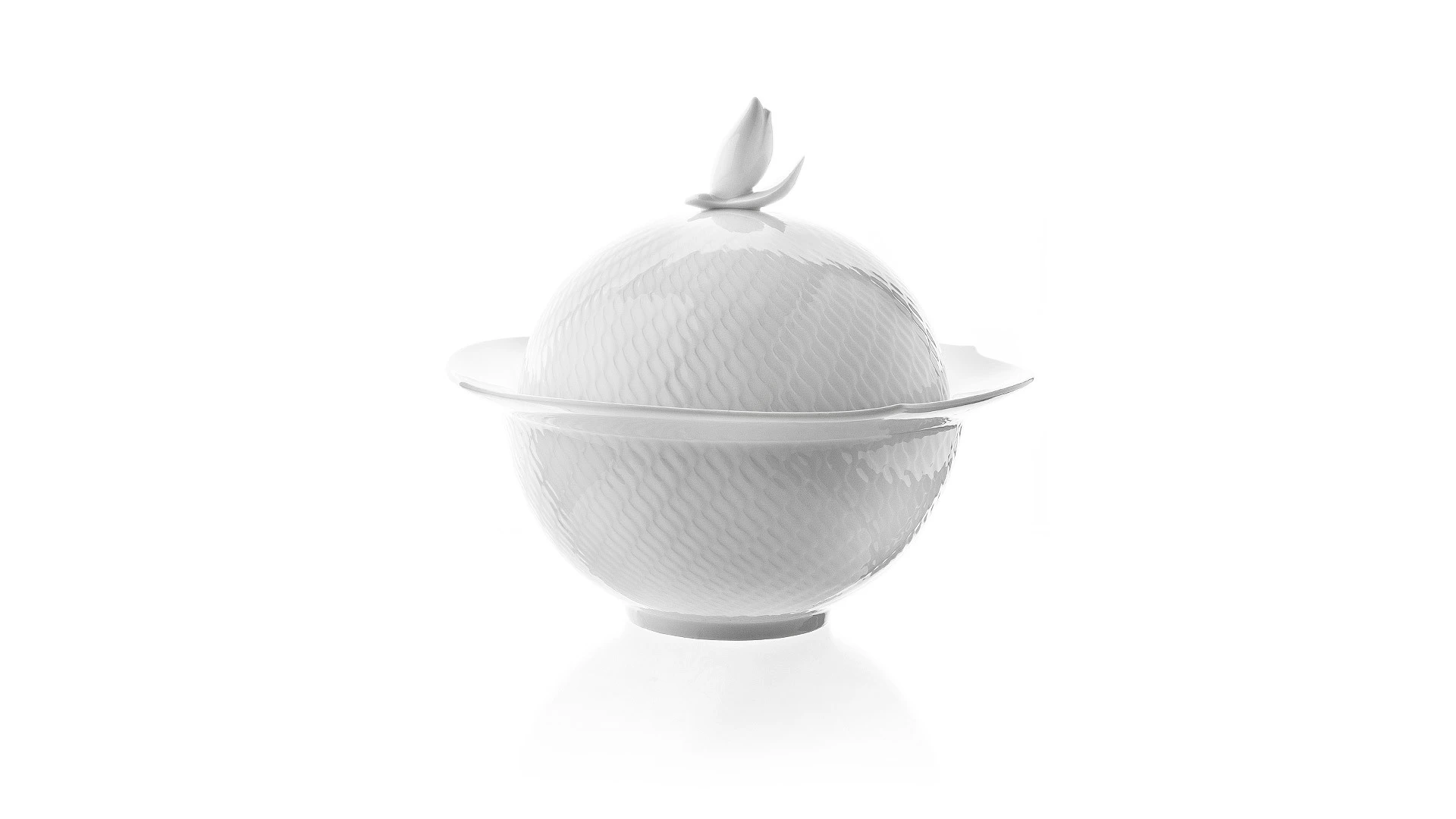 Блюдо для горячего с крышкой Meissen 2л Игра волн, рельеф, белый