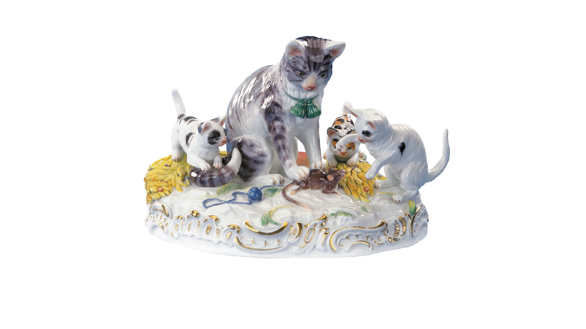 Фигурка Meissen 13 см Кошка и котята, играющие с мышкой
