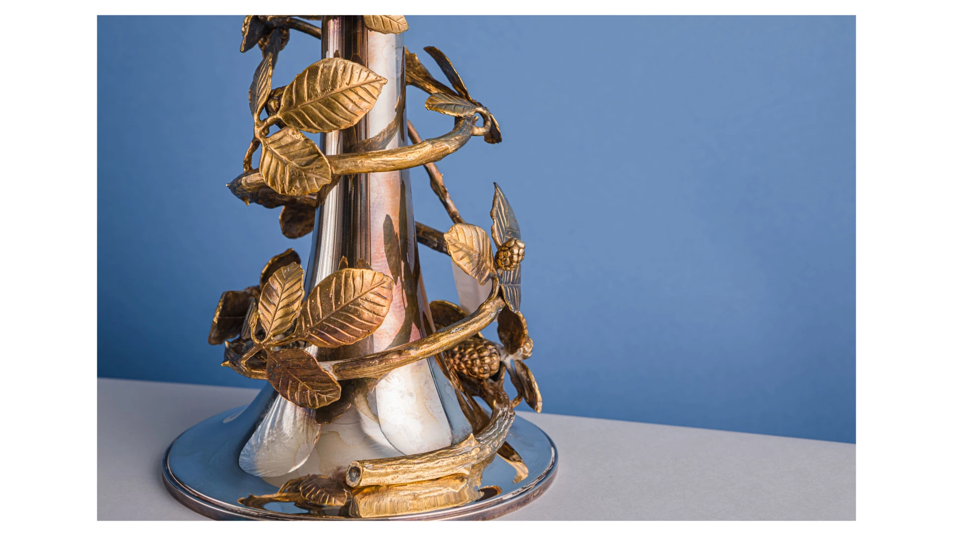 Подсвечник Odiot Золотая ягода 29 см, серебро 925 с позолотой