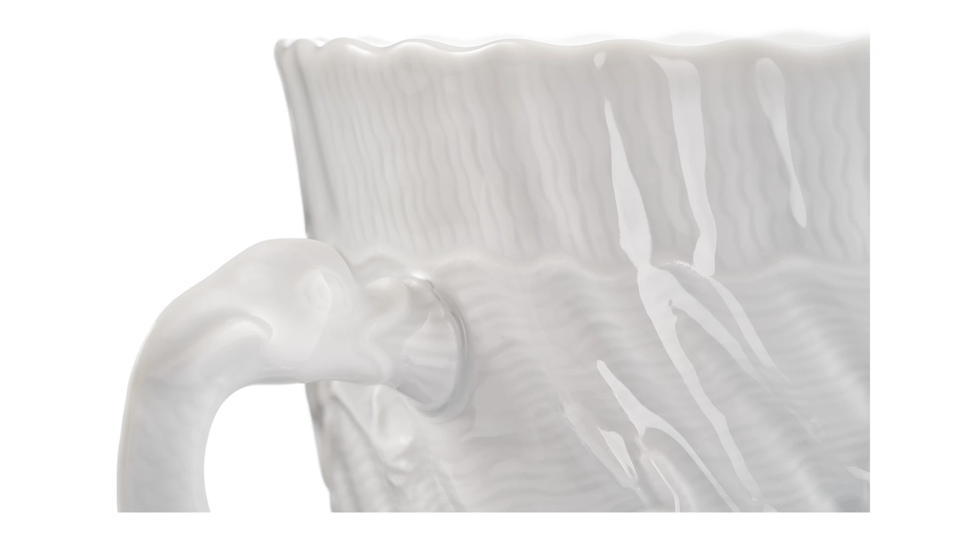 Чашка чайная с блюдцем Meissen Лебединый сервиз, белый рельеф 250 мл