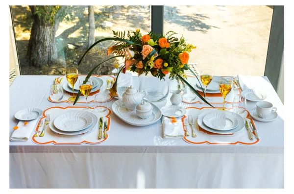 Чашка чайная с блюдцем Meissen Лебединый сервиз, белый рельеф 250 мл