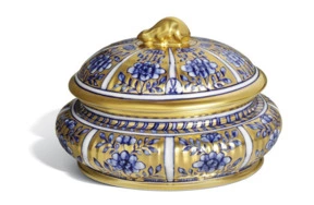 Шкатулка с кроликом 9см (лим.вып.24/100, 2011г)
