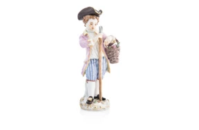 Фигурка Meissen 14 см Мальчик с полной корзинкой , И-ИКэндлер,1740г, пара к 60377