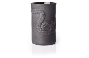 Чашка-бокал для горячих напитков Furstenberg Змея, лим.вып.100шт, черный