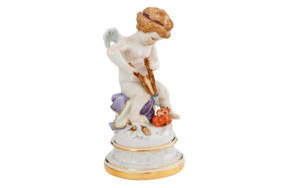 Фигурка Meissen Купидон, разжигающий огонь в сердцах, Генрих Швабе, 1877-1880 18,5 см, п/к