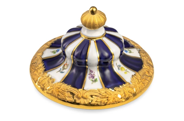 Крышка для чайника Meissen Форма - Икс, россыпь цветов, кобальт