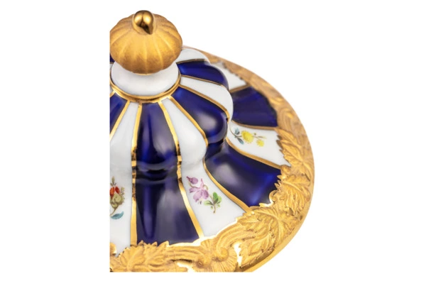 Крышка для чайника Meissen Форма - Икс, россыпь цветов, кобальт