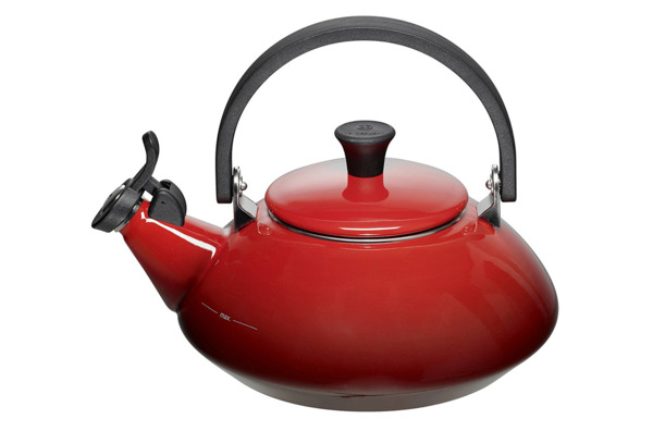 Чайник наплитный со свистком Le Creuset Zen Cerise 1,5 л, сталь нержавеющая, вишневый, для индукции