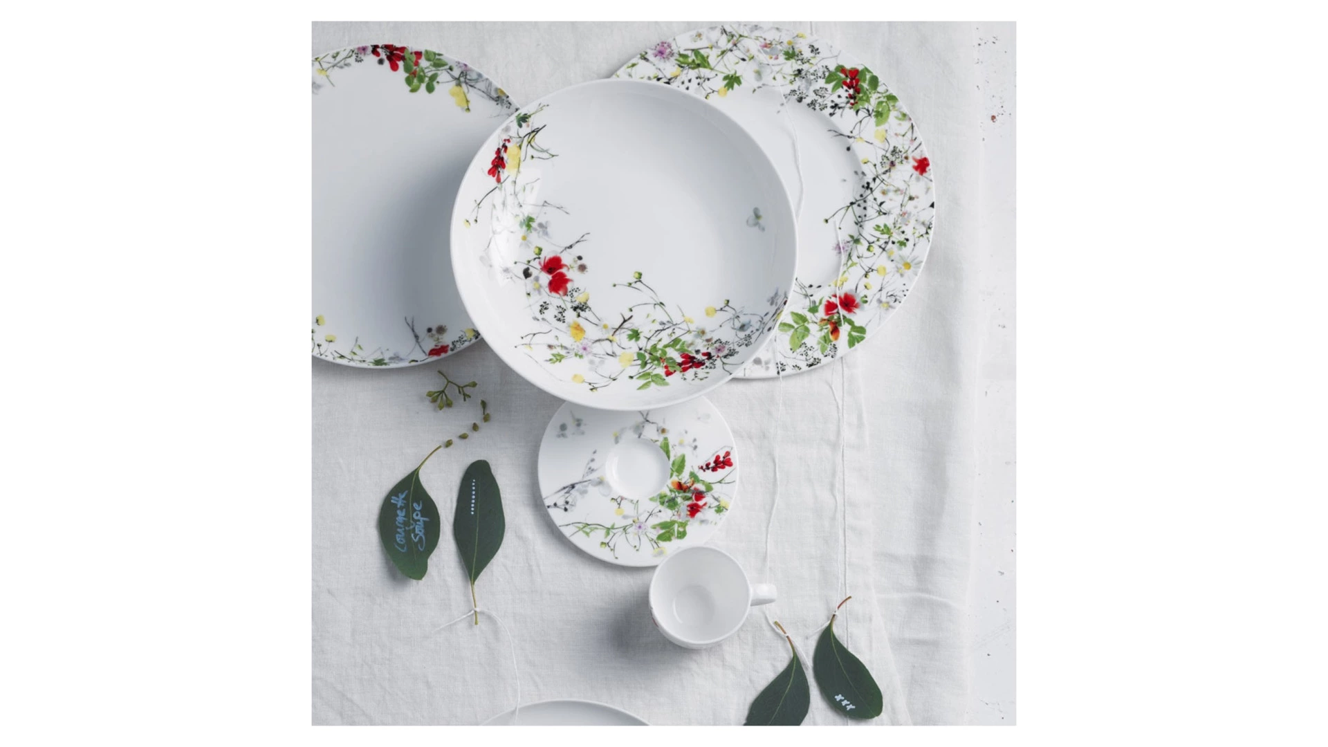 Блюдо овальное Rosenthal Дикие цветы 34 см, фарфор костяной