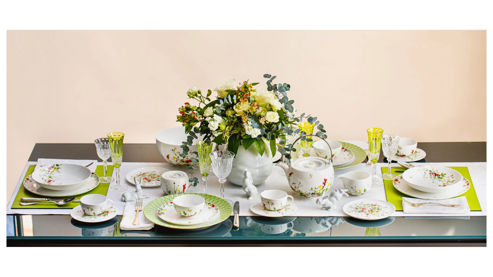 Блюдо овальное Rosenthal Дикие цветы 34 см, фарфор костяной