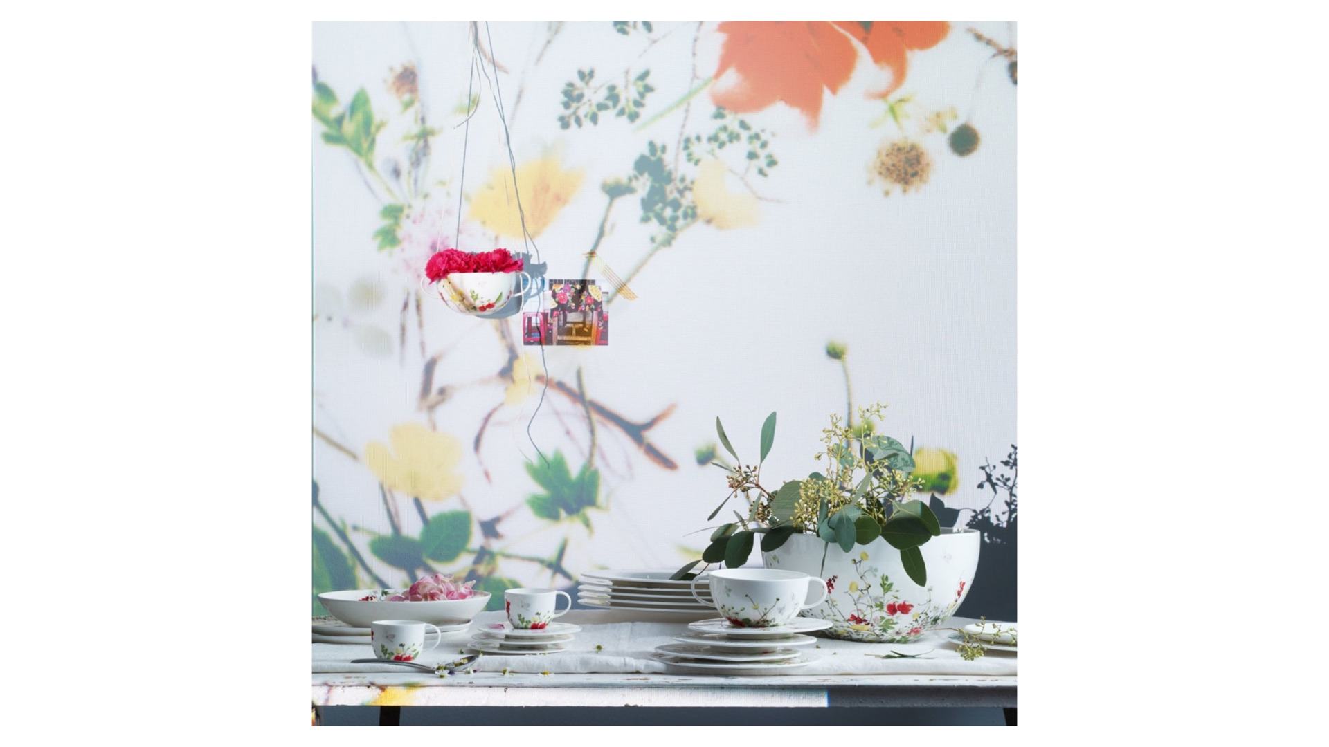 Блюдце для чашки чайной Rosenthal Дикие цветы, фарфор костяной