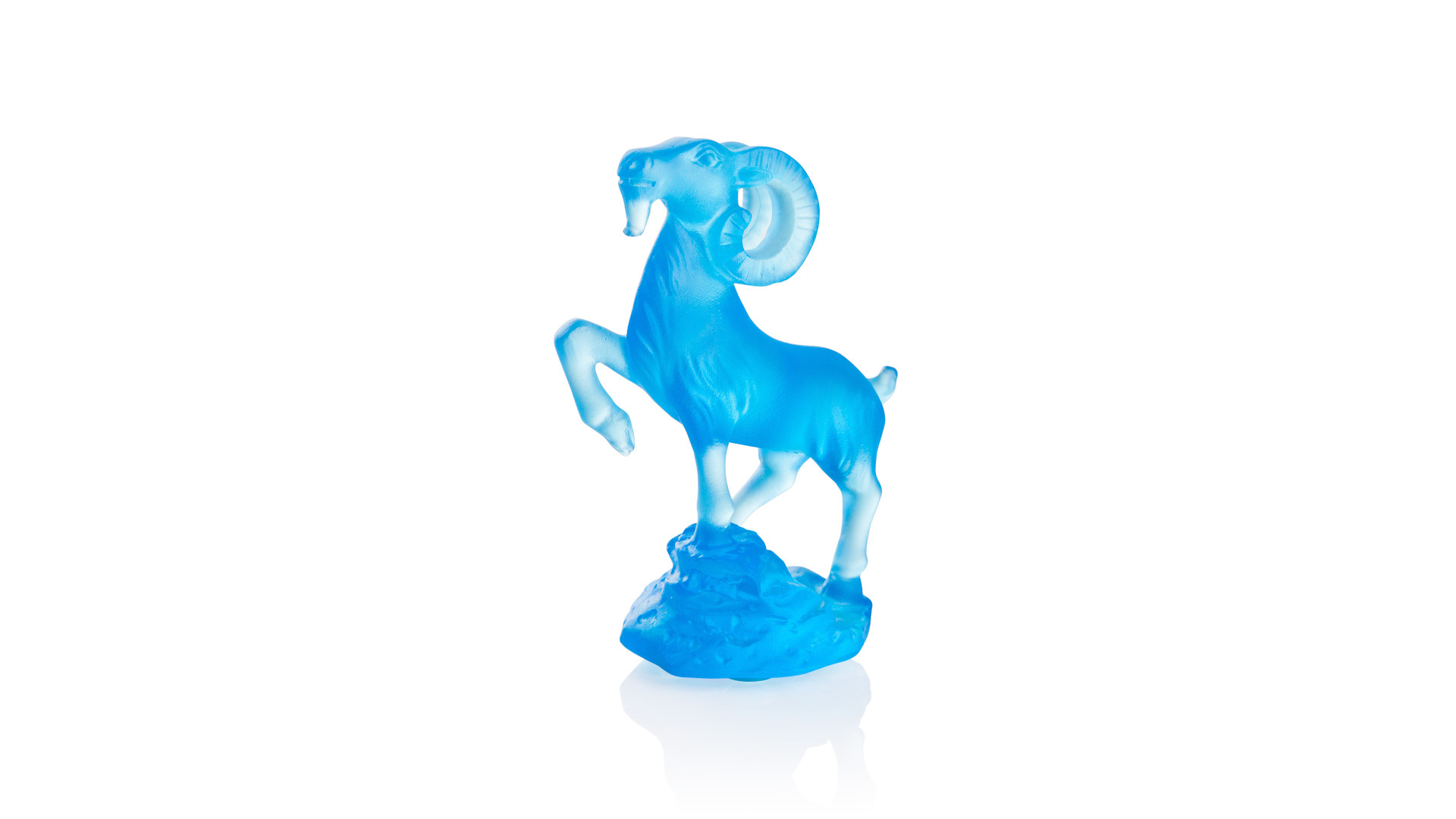 Фигурка Cristal de Paris Горный козел 6х8см, синяя