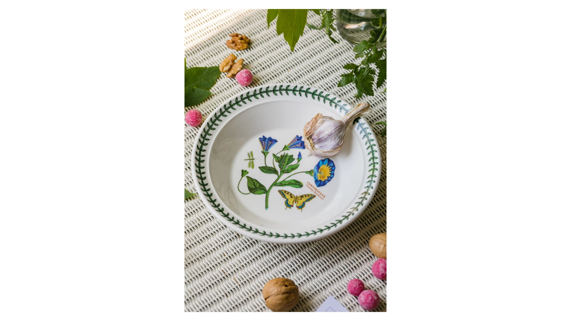 Тарелка суповая Portmeirion Ботанический сад Вьюнок 20 см