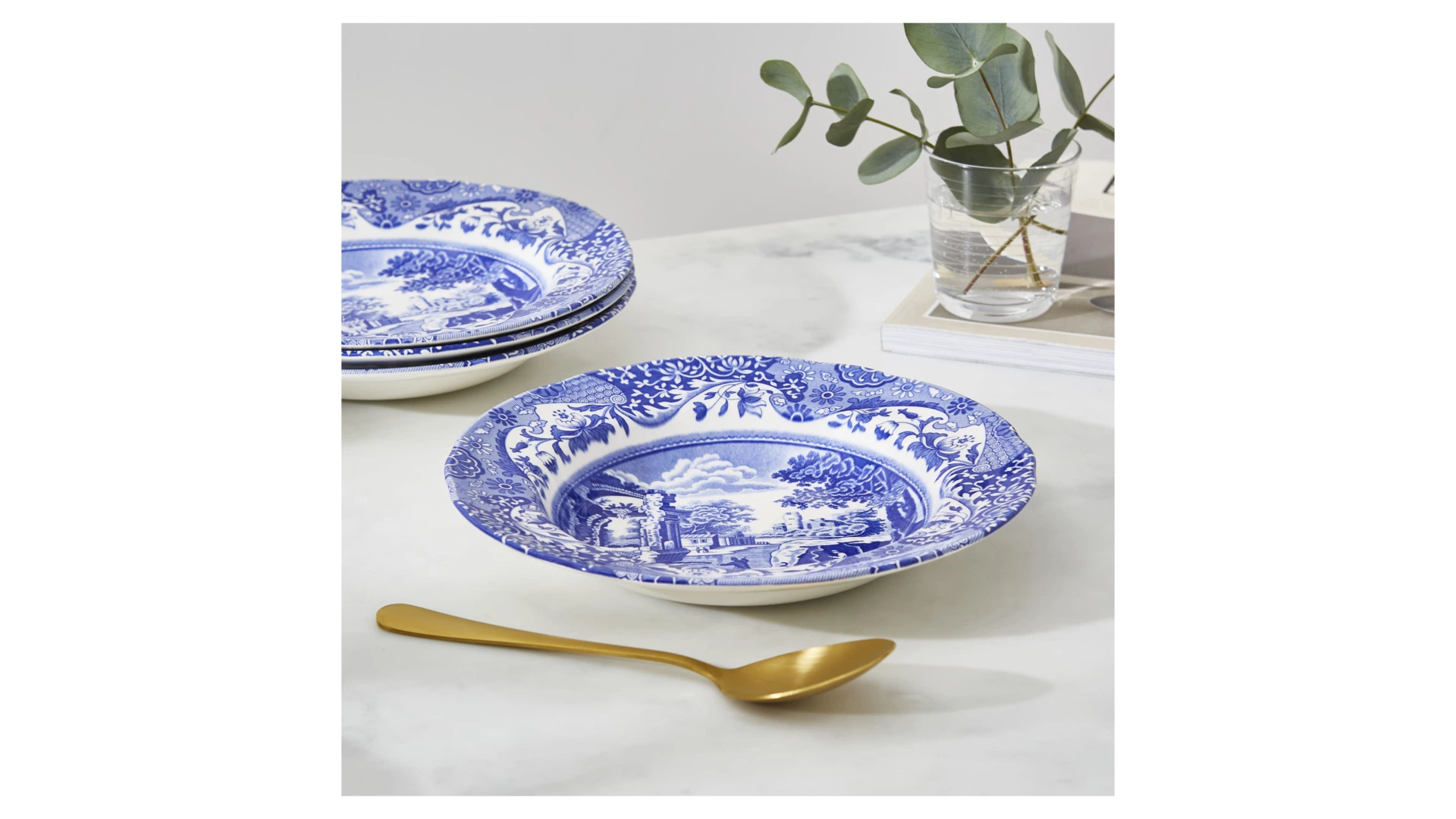 Тарелка суповая Spode Голубая Италия 23 см, фаянс