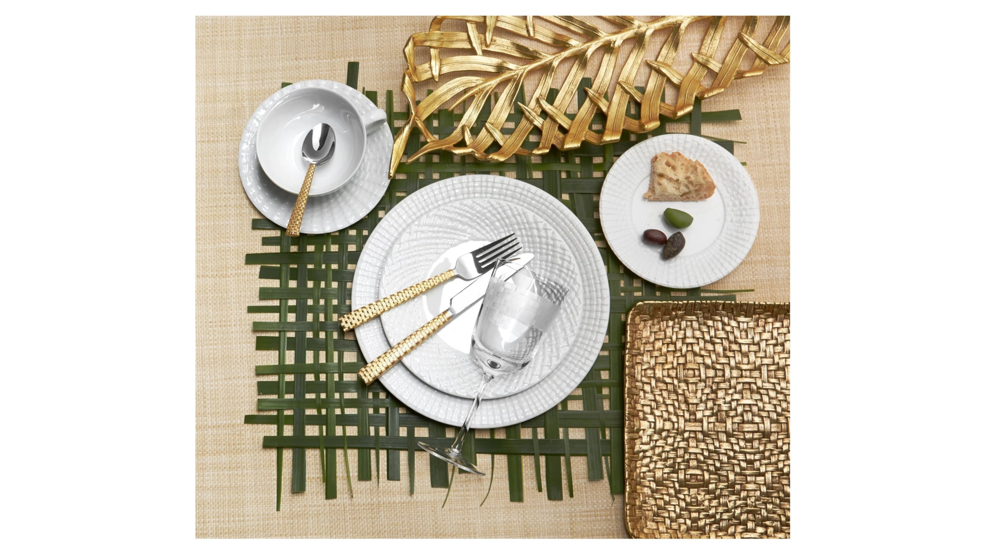 Блюдо для центра стола Michael Aram Пальмовая ветвь 58 см, сталь нержавеющая