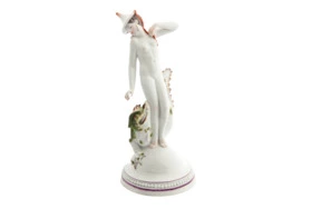 Фигурка Meissen 26 см Девушка с драконом, Эми Бодевиг-Палленберг, 1920г