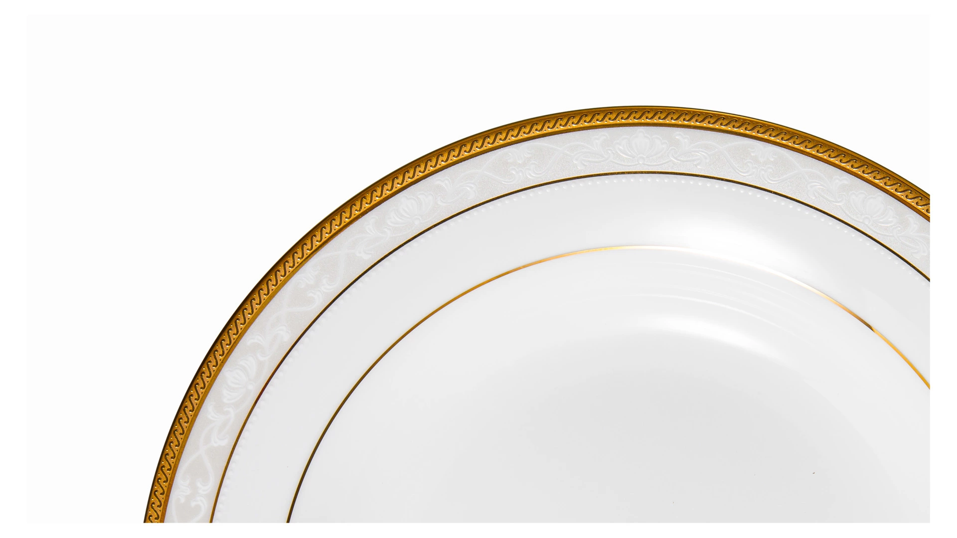 Тарелка суповая Noritake Хэмпшир, золотой кант 23 см