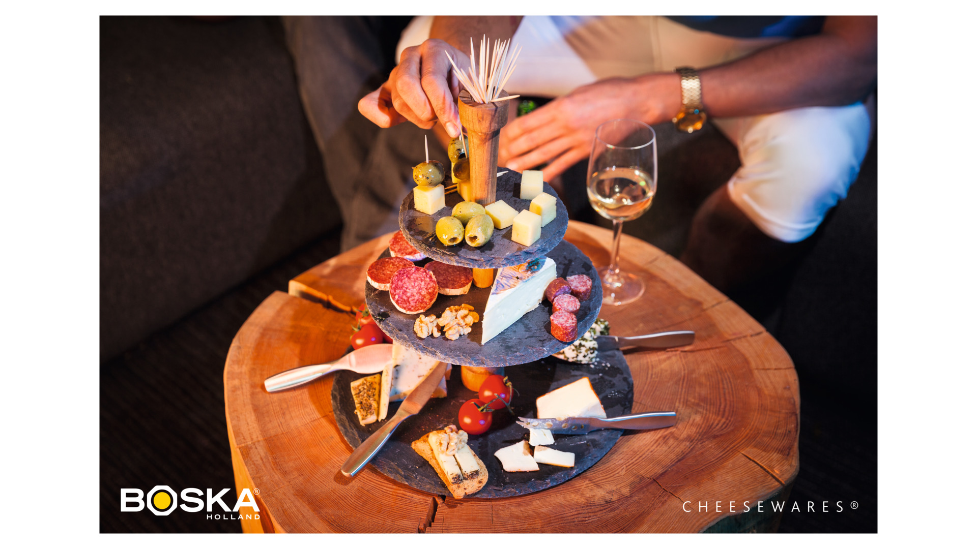 Блюдо сервировочное трехъярусное Boska Party для сыра и закусок 30 см, сланец, дуб, черное