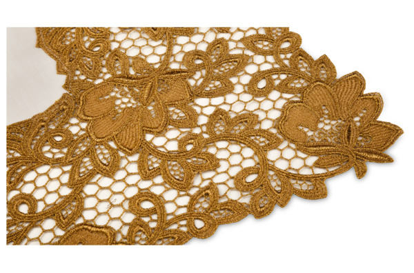 Скатерть Weissfee Версаль 170х170 см, лен, белая, кружево античное золото