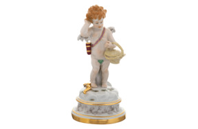 Фигурка Meissen Разочарованный купидон с корзинкой 18 см, Генрих Швабе, 1877-1880 гг