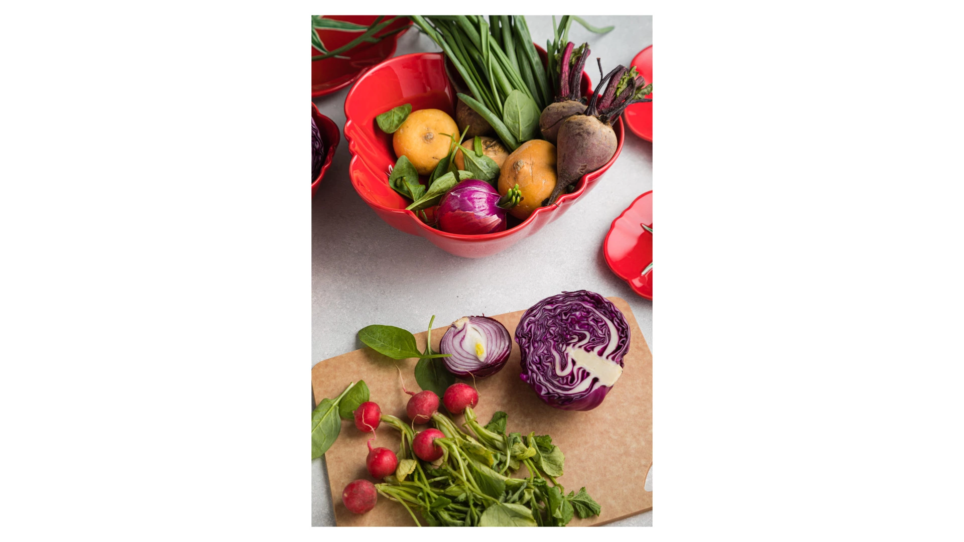 Салатник Bordallo Pinheiro Томат 28 см, керамика