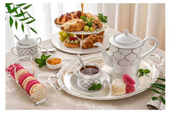 Поднос овальный с ручками Queen Anne 50х32 см, сталь, посеребрение