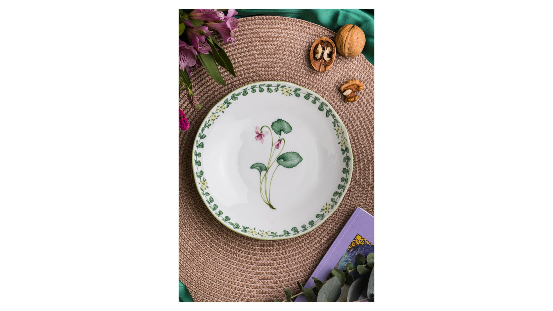 Тарелка суповая Noritake Английские травы 20 см, фарфор костяной