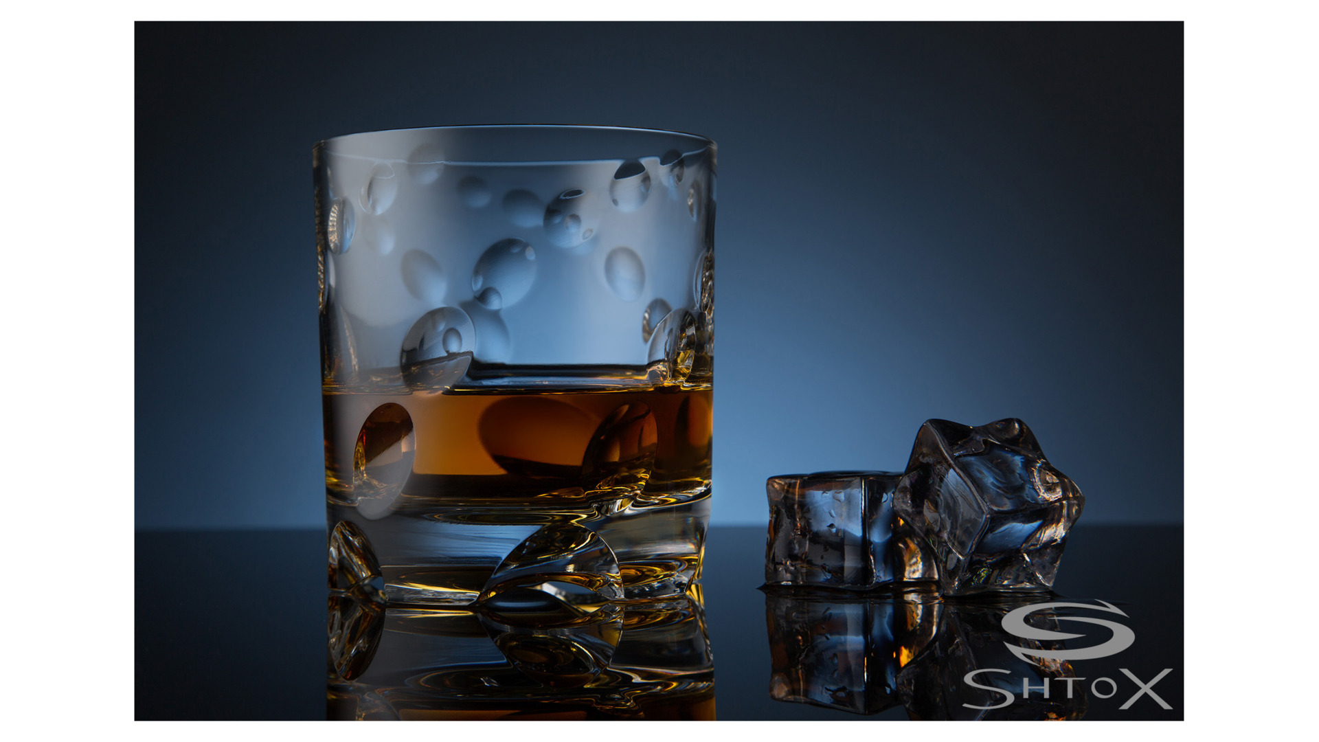 Крутящийся бокал для виски Shtox