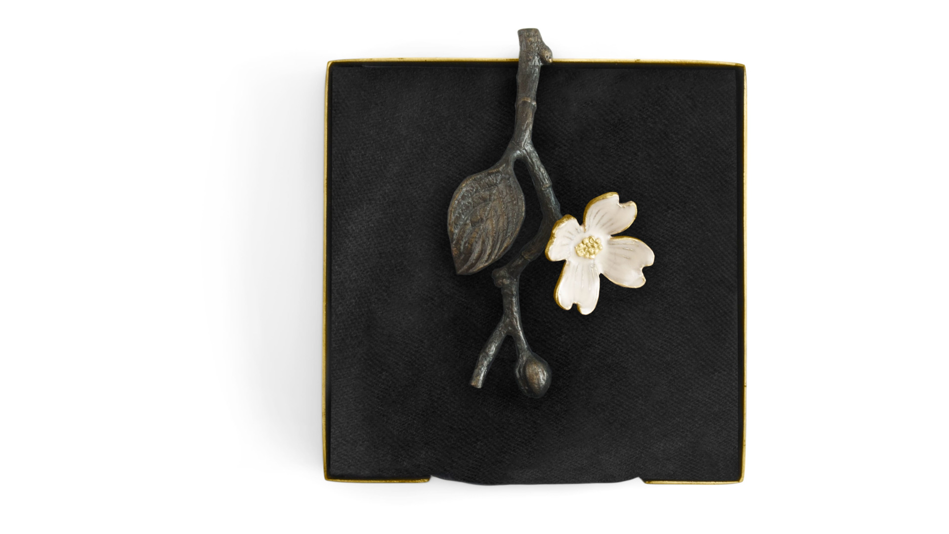 Подставка для салфеток Michael Aram Цветок кизила 13 см, латунь