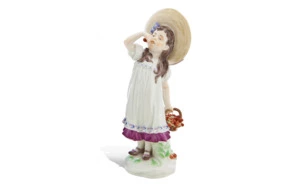 Фигурка Meissen 17см Девочка с вишенками (Пауль Хельмиг, 1907г.) (лим.вып.001/100, 2016)