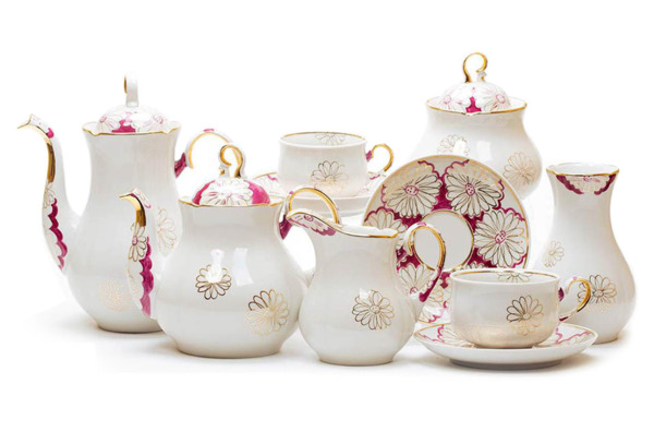 Чашка с блюдцем чайная 250 мл форма Тюльпан рисунок Золотые ромашки арт. 81.14667.00.1