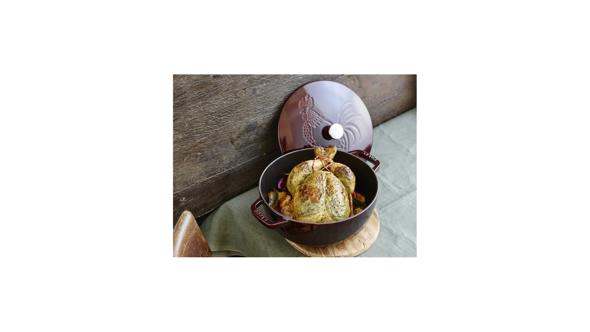 Кокот Staub La Cocotte Петух 3,6л, Д24хН13см, чугун, гранатовый