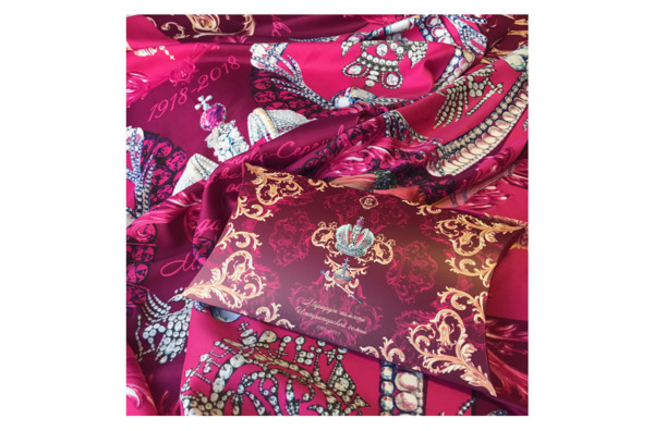 Платок сувенирный МД Нины Ручкиной Императорский маршрут 110х110 см, шелк, пурпурный