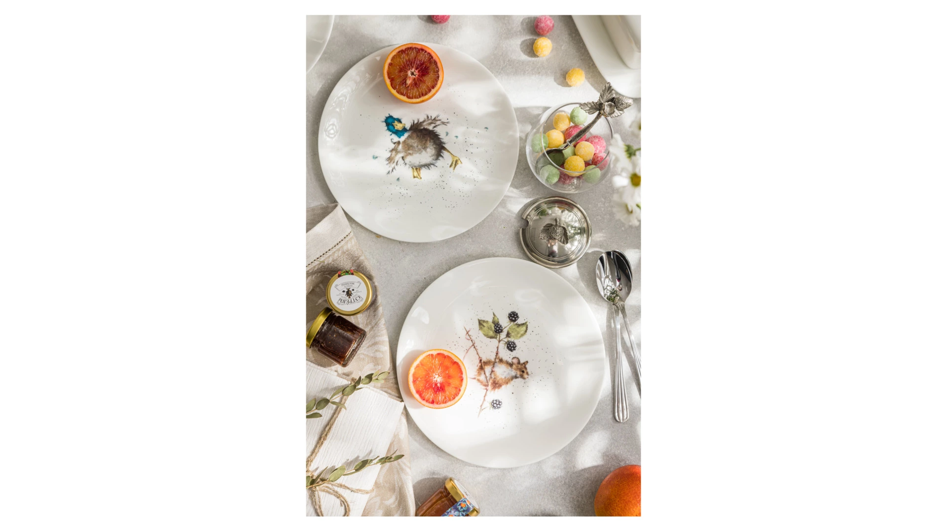 Тарелка закусочная Royal Worcester Забавная фауна Утенок 20 см, фарфор костяной