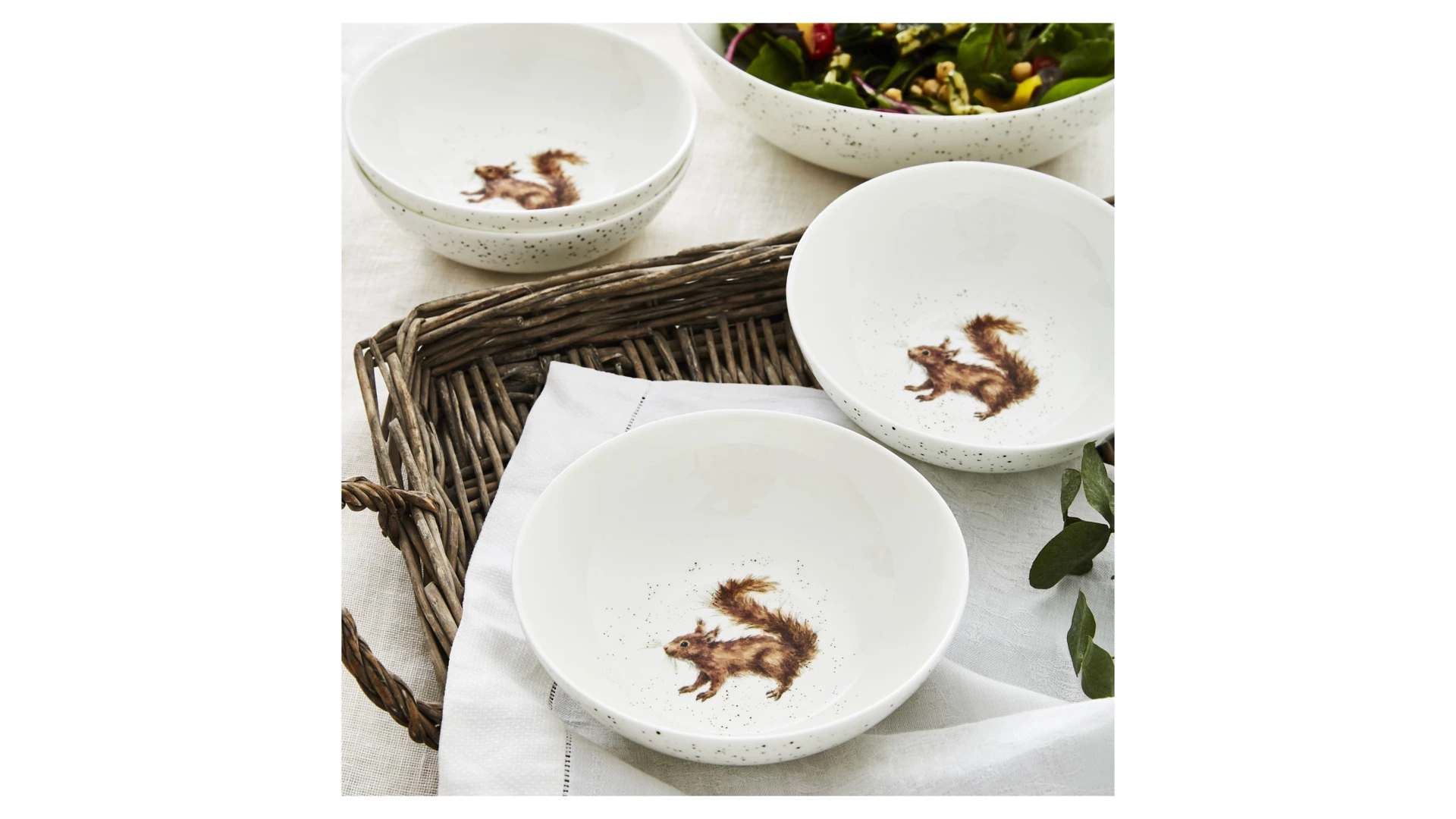 Салатник порционный Royal Worcester Забавная фауна Белка 15 см, фарфор костяной