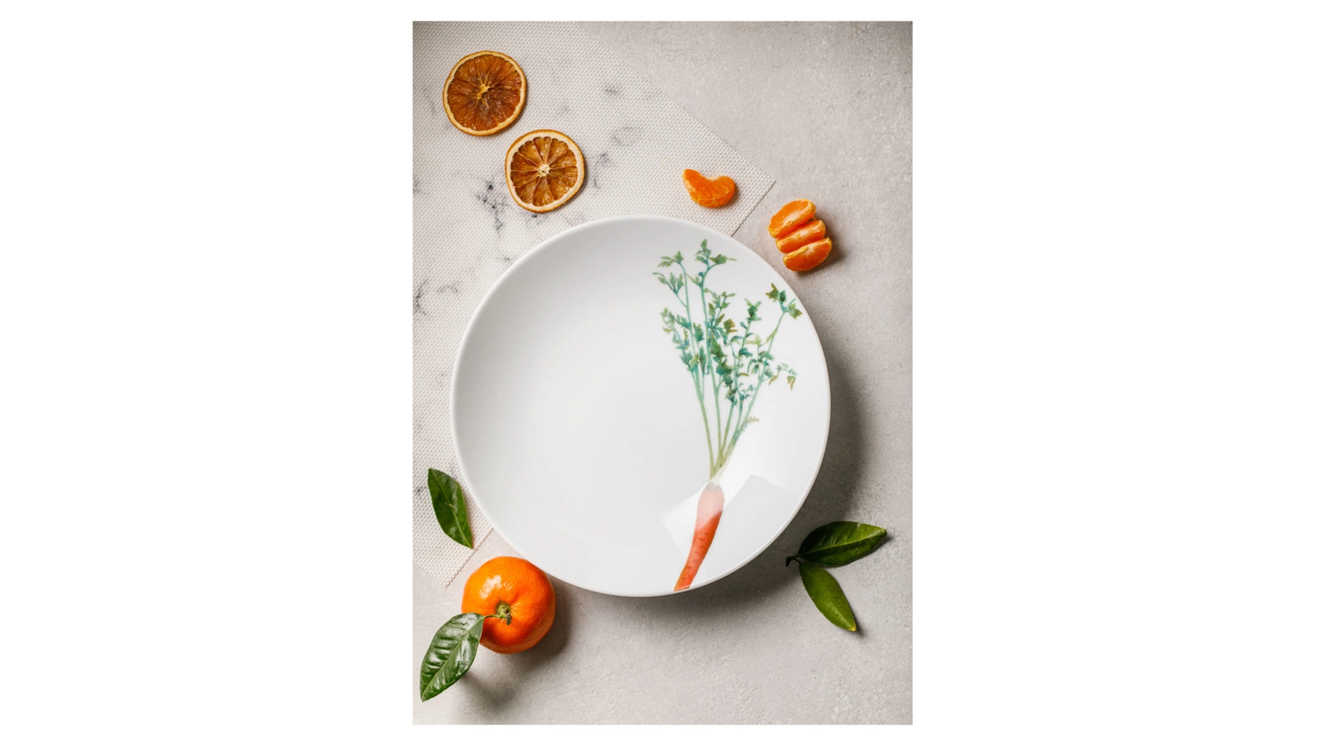 Тарелка для пасты Noritake Овощной букет Морковка 23 см, фарфор