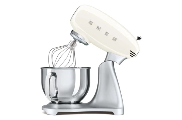 Миксер планетарный SMEG SMF02CREU, 800 Вт, чаша стальная 4,8л, 3 насадки, алюминий литой, кремовый