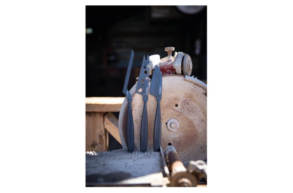 Набор ножей для твердого и полутвердого сыра Boska Монако+ 28 см, 3 шт, чёрный, в кожаном чехле