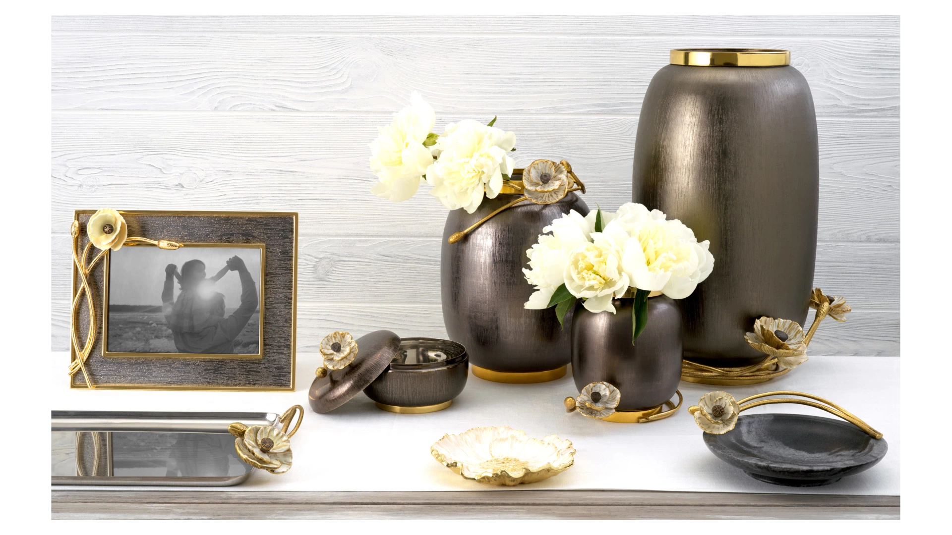 Чаша для конфет с крышкой Michael Aram Анемоны 10 см, сталь нержавеющая