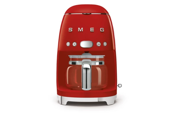 Капельная кофеварка SMEG DCF02RDEU 1050 Вт, кувшин 1,25 л, с подогревом, красный