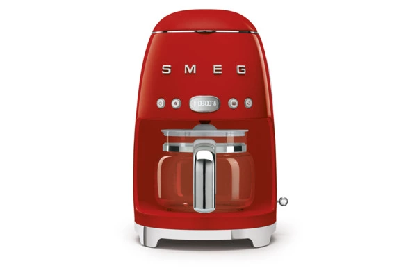 Капельная кофеварка SMEG DCF02RDEU 1050 Вт, кувшин 1,25 л, с подогревом, красный