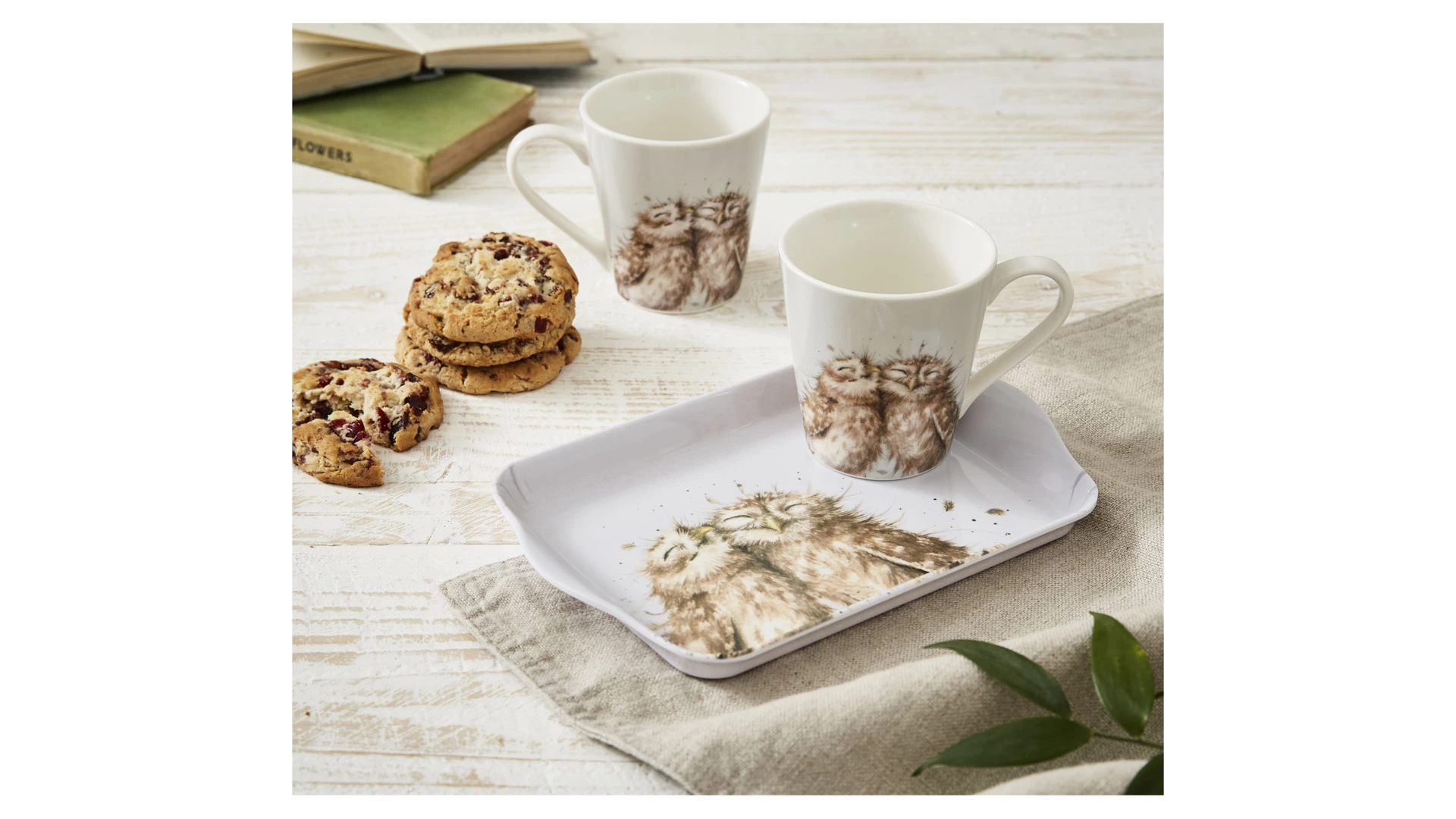 Набор из 2 кружек 180 мл на подносе Pimpernel Забавная фауна Совы, 21х14 см