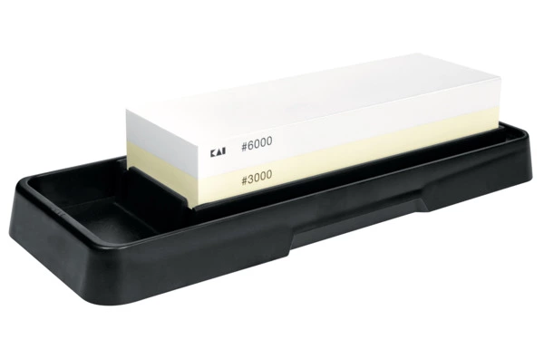 Точильный камень комбинированный водный KAI # 3000/6000 на подставке