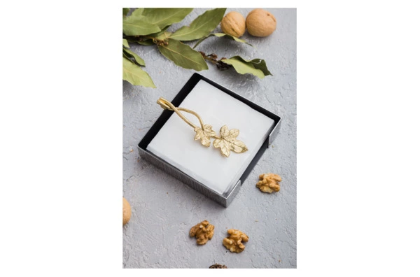 Салфетница Michael Aram Плющ и дуб 13 см, сталь нержавеющая, серебристо-золотистая