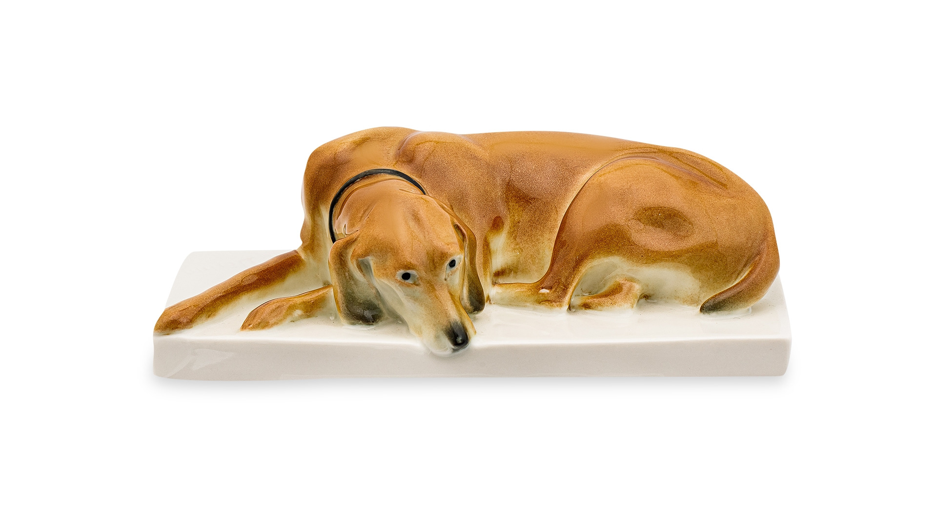 Скульптуpа Goebel Лежащая собака 5х16х8 см, фарфор твердый