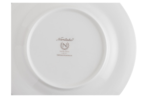 Тарелка пирожковая Noritake Трефолио, платиновый кант 16,7 см, фарфор костяной