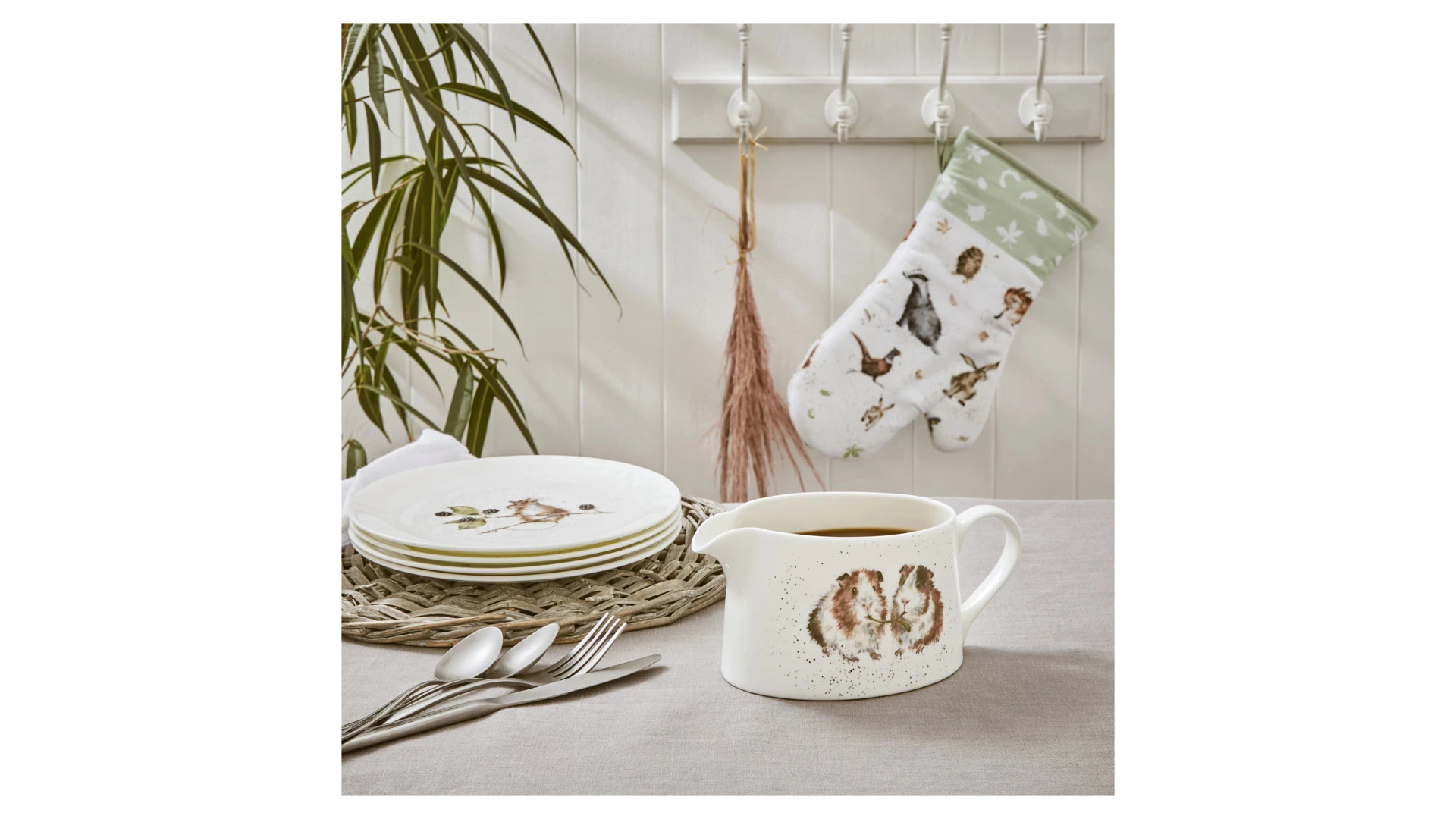 Соусник Royal Worcester Забавная фауна Морские свинки 550 мл